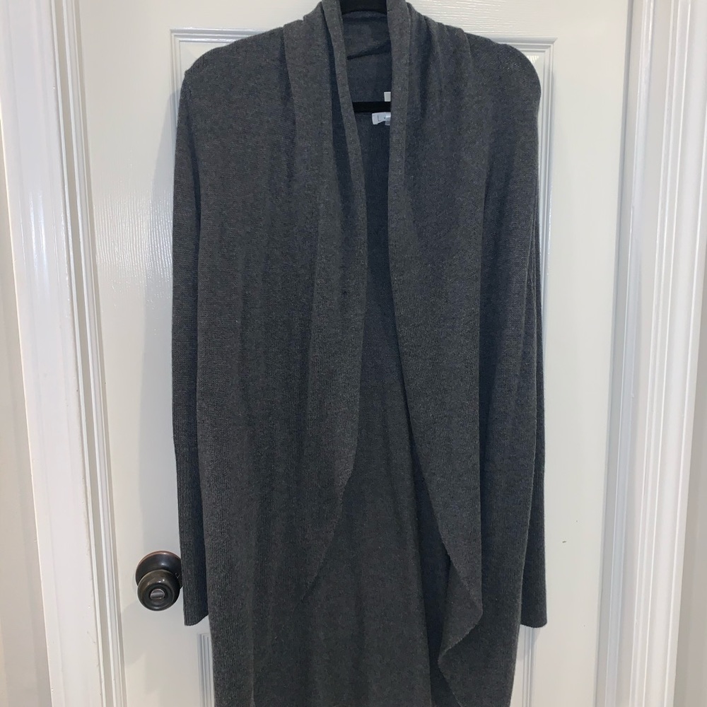 LEITH CHARCOAL GRAY LONG CARDIGAN
